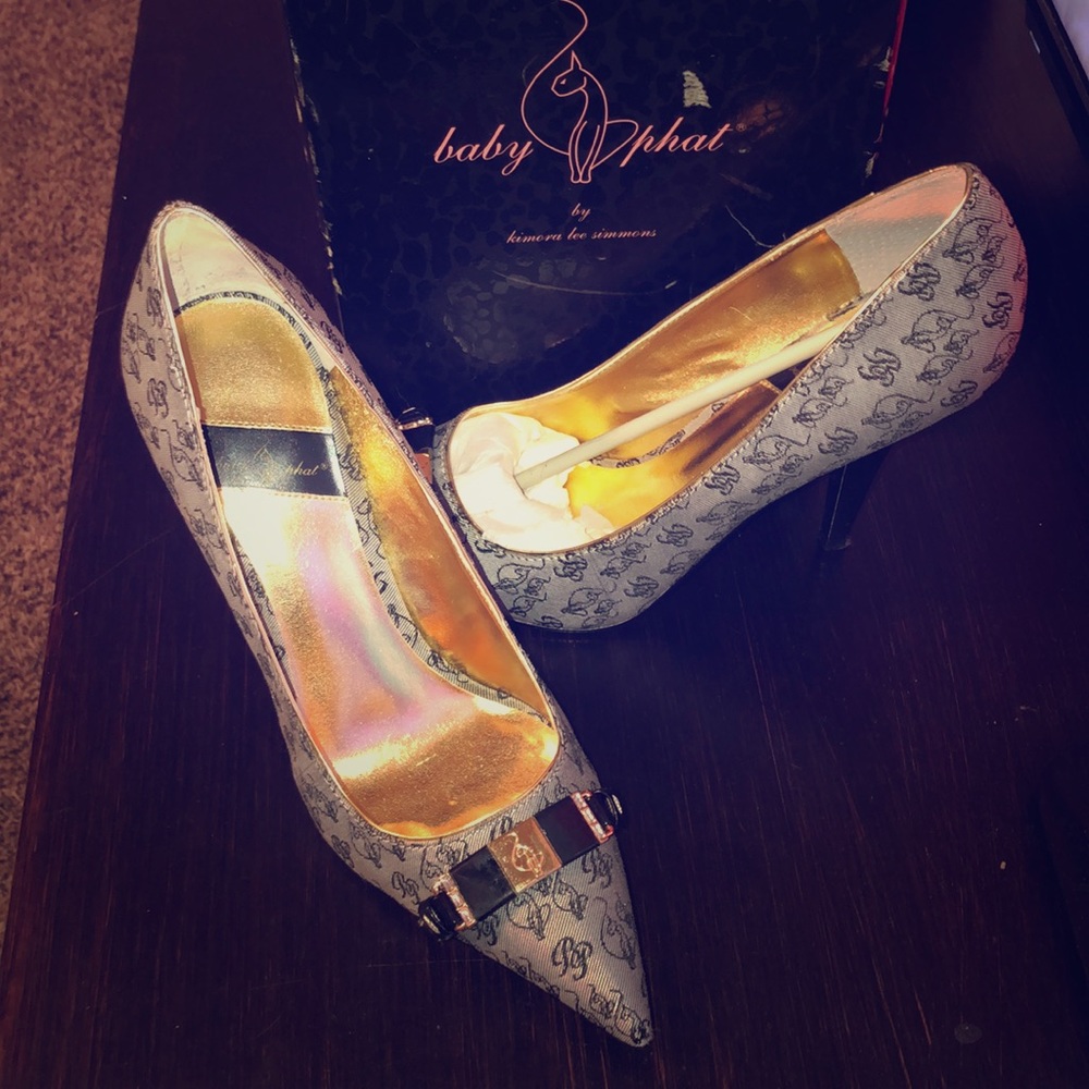 Baby Phat (Leslie) (Genuine Leather Pump)